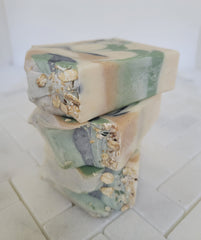 Aloe Vera / Avocado Facial Bar